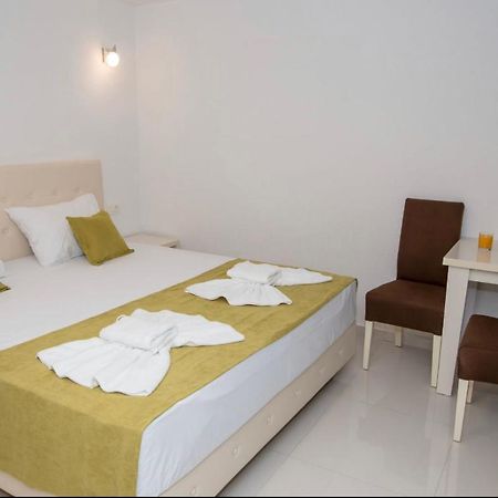 Apartmani Nela Sutomore Extérieur photo