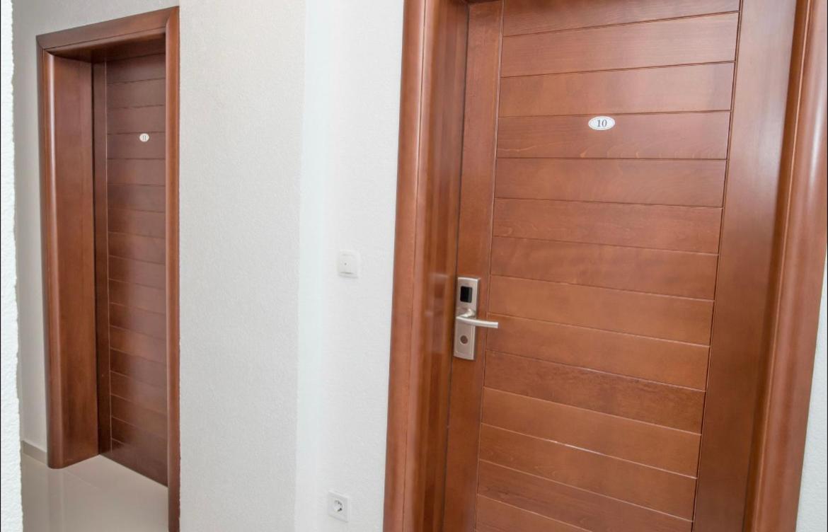 Apartmani Nela Sutomore Extérieur photo