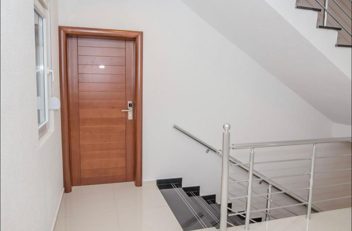 Apartmani Nela Sutomore Extérieur photo
