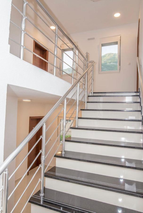 Apartmani Nela Sutomore Extérieur photo