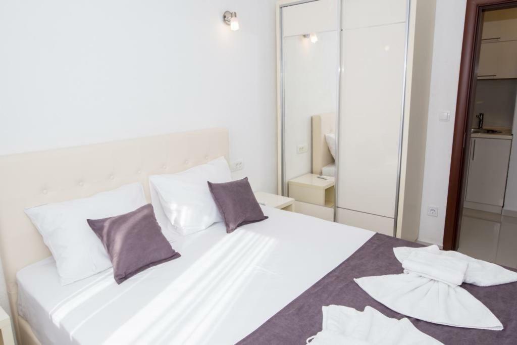 Apartmani Nela Sutomore Extérieur photo